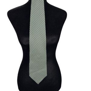 Burberry 100% Silk Green Wide Tongue Tie